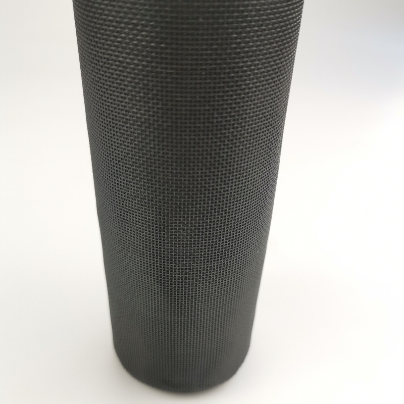 Légers rouleaux d'écran en maille noire en PET 280g/m2 Facile à installer pour diverses applications