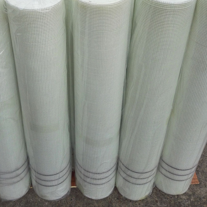 Ruloir de maille de renforcement en fibre de verre solide 50m-200m Longueur 4*4mm Ouverture pour le support mural