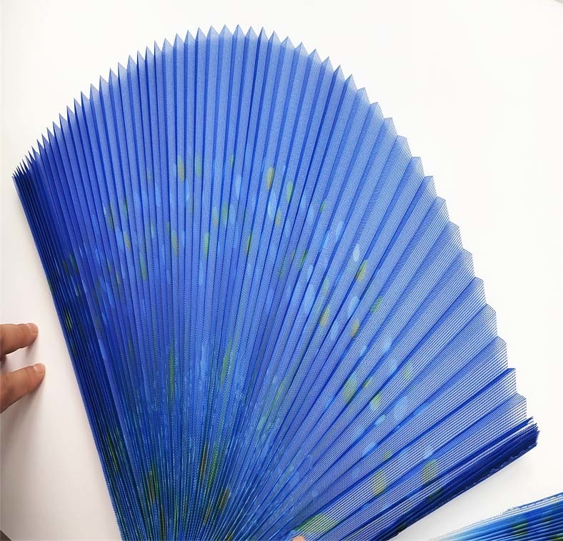 16 20 Maillage en fibre de verre Plissé écran d' insecte pliable 14-20 mm Pour les fenêtres / portes