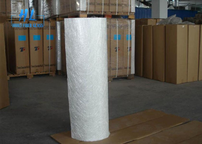 Excellent mat de fibre de verre blanche en verre éclaboussé pour les environnements acides