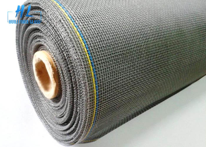 Couleur grise enduite de PVC d'écran d'insecte de la fibre de verre 18*16 avec longtemps utilisant la vie