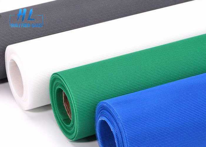 Écran d'insecte en fibre de verre noir enduit de tissu de polyester résistant aux UV 0,8m-2,5m tissé simple