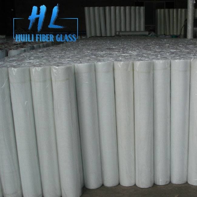 maille résistante Rolls de fibre de verre d'alcali de tissu de produits de fibre de verre de 5x5mm 80GSM 60GSM pour la mosaïque