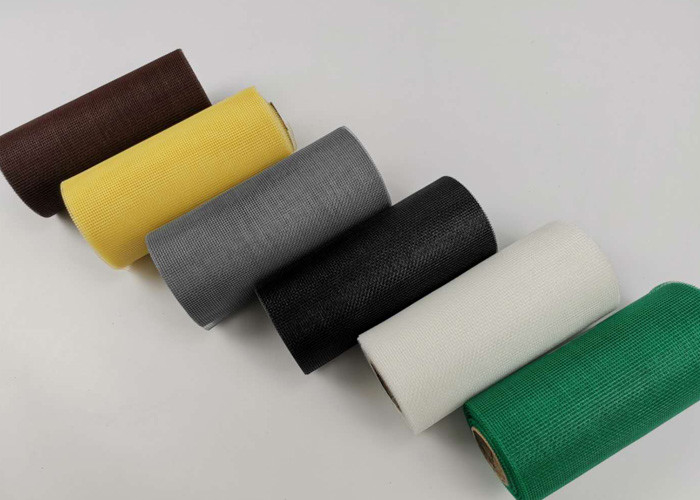 Moustiquaire enduite de fibre de verre de PVC de la couleur 17*14 ene ivoire pour Windows
