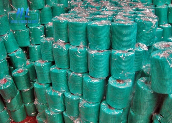 Rouleau de maille de plâtre en fibre de verre blanche de 1,5 m résistant à l'eau avec résistance à la traction