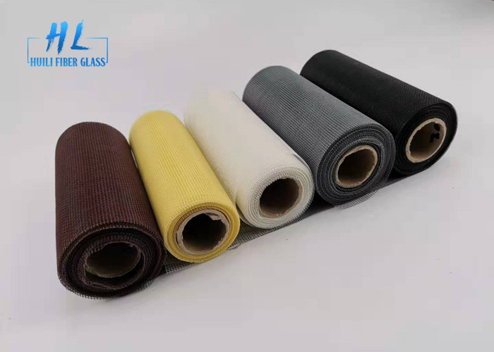 Le PVC a enduit la maille noire résistante au feu de moustique de fibre de verre de couleur pour l'empêchement