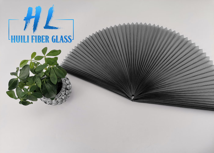 Écran se pliant de fenêtre de maille plissé par polyester de 80 GM/M pour la fenêtre et les portes de glissement
