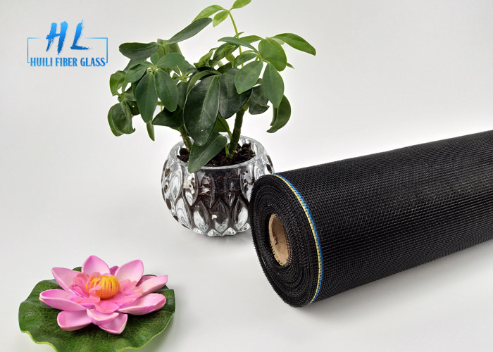 17*14 l'écran de fenêtre d'amende de couleur de noir de la maille 110G avec le PVC a enduit