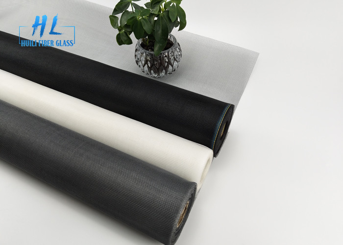 Largeur maximale de 3,0 m Tissu en maille de fibre de verre 18*16 Maillage 0,011 pouces imperméable à l'eau imperméable à la poussière Noir Gris Blanc
