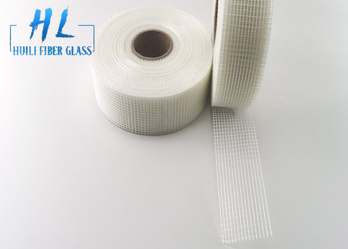 C C bande de fibre de verre tissée en verre plat avec latex adhésif fort pour des applications de résistance