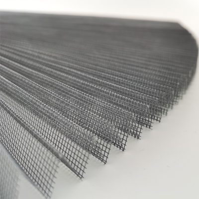 1Écran d'insecte pliable de 4 à 3 m de large avec hauteur de pliage de 18 mm