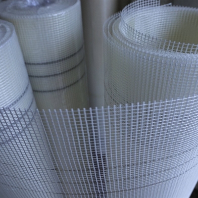 Résistant à l'alcalinité, résistant à l'eau, filet en fibre de verre